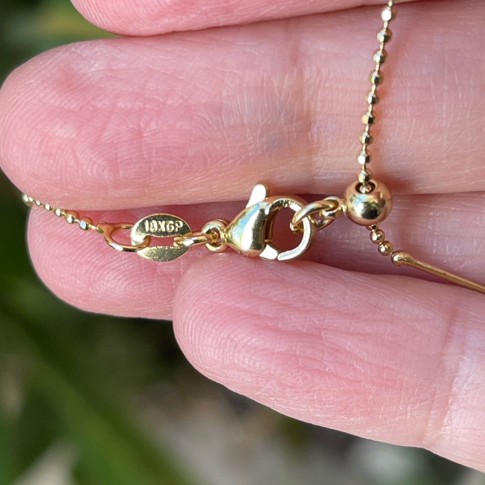 Carved natural aventurine Chinese pendant & 18K gold plated adjustable chain - Picture 8 of 10